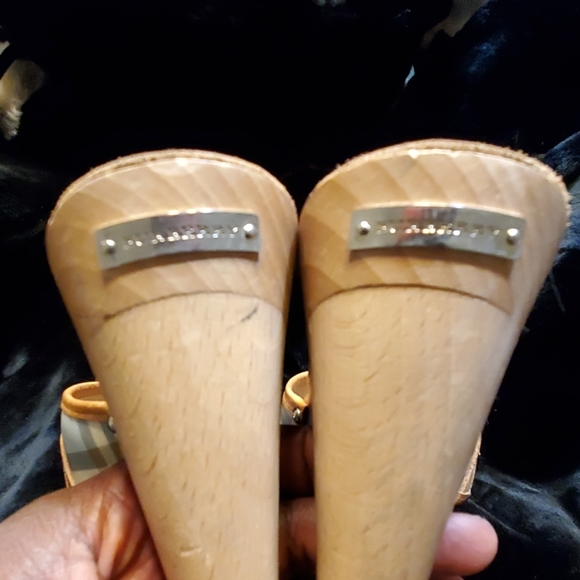 Authentic Burberry Wooden Heeled Slippers - Picture 6 of 7